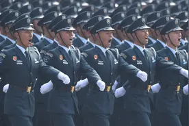 时评：弘扬人民军队“三力”精神，继往开来，笃信向前图片