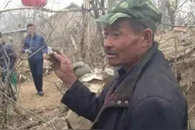 55岁智障老人，徒手捡泥3年盖出七层小楼，只因和弟弟的一句约定图片