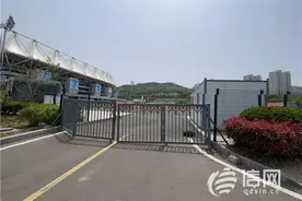 国信体育场室外跑道常年闲置 没专项补贴就不开放？图片