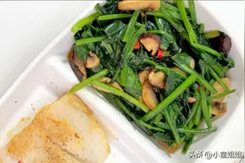 已瘦30斤，今日晚餐，低卡龙利鱼菠菜香菇图片