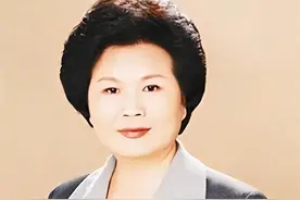 央视女主播退休做广告！翻车？邢质斌的尴尬人生图片
