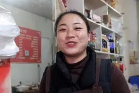 33岁“扶弟魔”，不消费不结婚，几百万“孝敬”弟弟图片
