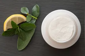 奶油用植物蛋白还是动物蛋白？图片