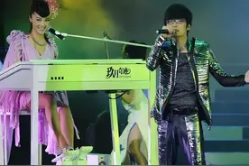 分开四年后复婚，玖月奇迹破镜重圆！经纪人发文祝贺正式开放演出图片