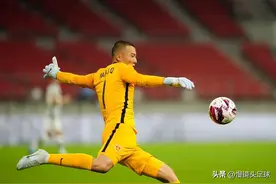 1-3！国足轰然倒下，10分钟丢3球，主帅急了，中国队亚运会难了图片