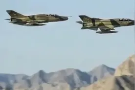 志在千里：伊朗空军的歼七战斗机图片