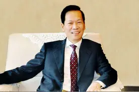 深圳富豪陈红天直言，李嘉诚在我们身边不算什么，大家眼光要看开图片