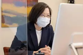 解放军一旦收台，74秒就能定下台海大局？邱毅：蔡英文不会投降图片