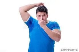 为什么有人动不动就出汗？可能是这四种问题，4种中成药就解决图片