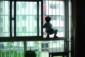 揪心！4岁男童从26楼坠落！同样的悲剧发生多起，竟都是因为这个图片