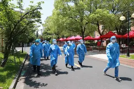 公共自习空间开放试运行第一天！焦扬、金力等校领导走访调研开放情况图片