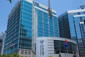 独家揭秘中国电信新任副总经理李峻：他的个子在高管中最高图片