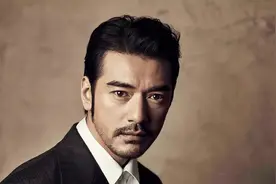 早上刚刮了胡子，隔早就长出来了，胡须长太快说明了什么呢？图片