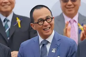 这一次，57岁李泽楷又将赚得盆满钵满，梁洛施豪门地位已无人可替图片