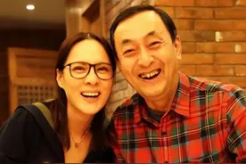 张谦病逝4年后，遗孀李萍的选择令人泪目图片