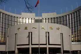 “个人存取超5万元要登记”暂缓实施，发生了什么图片
