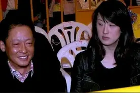 陈坚红：名模出身、身价过亿，却嫁大10岁王志文，受尽欺负不放弃图片
