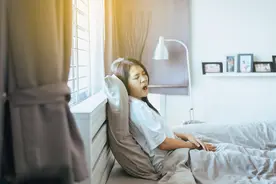 脾虚，人就等于废一半？身体常有5种表现，可能是脾虚，该养养了图片