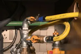 家用燃气器具选购和使用提示（燃气专用连接软管篇）图片