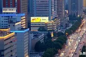 都市夜色 分外迷人图片