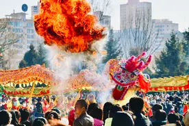 【新春走基层】 年味“气氛组”上线 这名选手真的高图片
