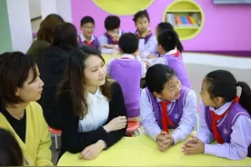老师工作时间将被改变，部分地区已发布通知，教师或有机会变轻松图片