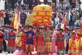 河南一座豪华庄园，慈禧太后驾临，老太后一句话得名：康百万庄园图片