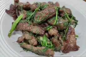 “十人九腰痛”，建议常吃这菜，隔天吃1次，养肾壮筋骨，身体好图片