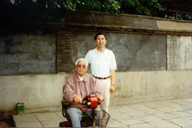 耿飚：永远的人民战士图片