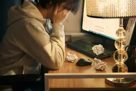 撑不下去的时候，就读读《人间值得》图片