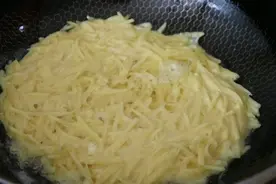 立秋后，吃白菜南瓜不如土豆，全身是宝，才一元一斤，全家都爱吃图片