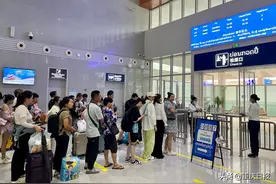 “陆海十年·一路向南”D2｜中老铁路带动老挝当地就业图片