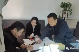 安乡县两台农村客运班线涉改车辆率先完成签约图片