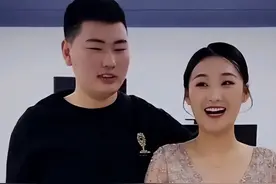 大衣哥儿媳疑带货惹争议！网友称其恐走陈亚楠老路，本尊霸气回应图片
