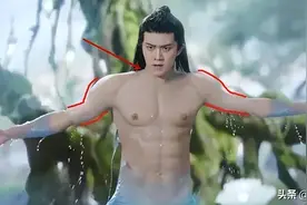 得“甜妹”之名，行“太妹”之事？田曦薇这姑娘，真经不起深扒图片