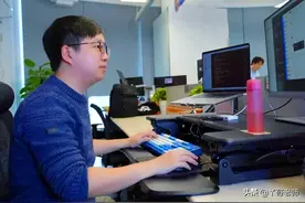 深圳的程序员回安徽当教师，太幸福？网友有不同看法图片