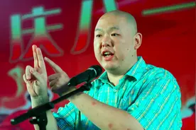 王玥波：郭德纲最早的搭档，在老郭功成名就后悄然离开图片