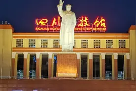 成都市人口分析：人口最多城区超200万，最低县城不到30万图片