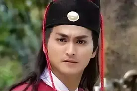六版红衣展昭，焦恩俊最俊美，何家劲最经典，无人可替代图片