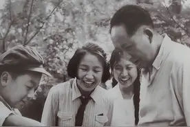 53年9岁男孩独闯中南海讨说法，毛主席怒骂：开除党籍，永不录用图片