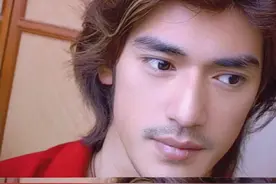 帅得不像真人，他是第一个靠脸惊艳国际的华语男神图片