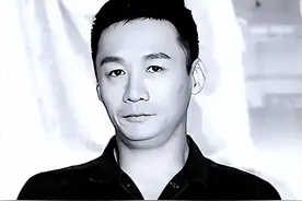 原知名演员高虎被曝做外卖员！已息影十年的他，曾坦言不会再复出图片