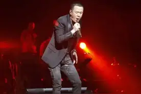从家喻户晓到无人问津，杨坤走到今天这步，完全是因为自己的高傲图片