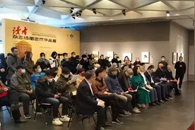 【文旅要闻】《读者》杂志插图艺术作品展在北京开幕图片