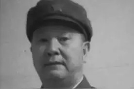 志愿军被俘的最高将领，回国被开除党籍，正名后享受军级干部待遇图片