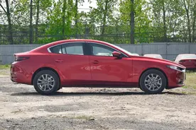 车价12万多，首选这4台家轿，2.0L+6AT，省油耐用，家用很合适图片