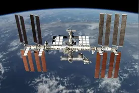 被美国卫星靠近，中国空间站2次避险，除了躲，还有更好办法吗？图片