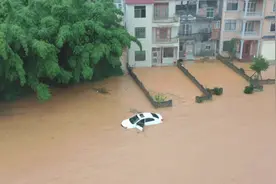 2022年全国十大自然灾害图片