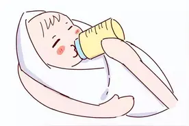 小婴儿吐奶是不是喝饱了？家长要知道图片