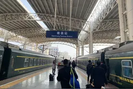 端午出游热来袭！南昌至多地火车票、飞机票火爆图片